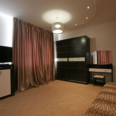 Mini Hotel In Observatorniy 敖德萨 外观 照片